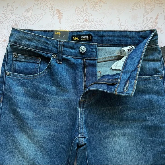 Lee Women's Blue Jeans - Picture 4 of 13